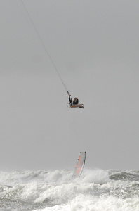 Kitesurfing - Windsurfing