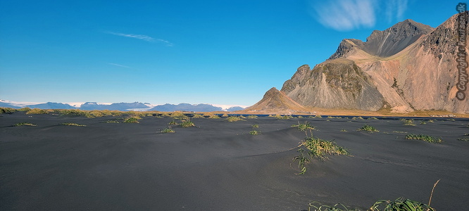 Stokksnes strand og bjerget Vestrahorn