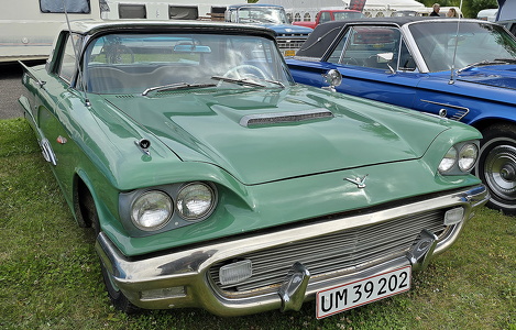 Ford Thunderbird