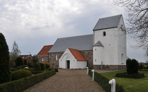 Tønning Kirke
