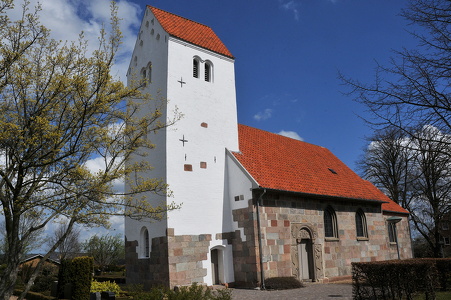 Stjær Kirke
