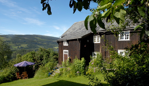 Lomen / gammel gård