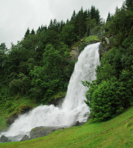 Steinsdalsfossen