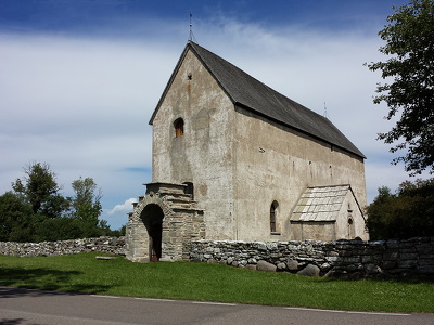 Källa Gamle kirke