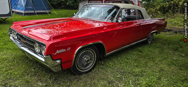1964  Oldsmobile Jetstar 88 cabriolet