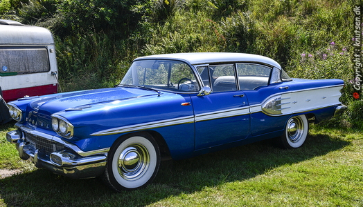  1958 Pontiac Star Chief