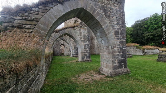 Alvastra klosterruin, cistercienserkloster nær Vättern-søen i Östergötland, Sverige.